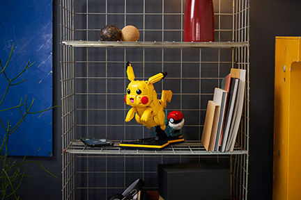 Thumbnail: LEGO® Pokémon Pikachu and Poké Ball - Display Edition