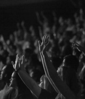 pierre-chatel-innocenti-Lk-nu_hX6ms-unsplash 2.png