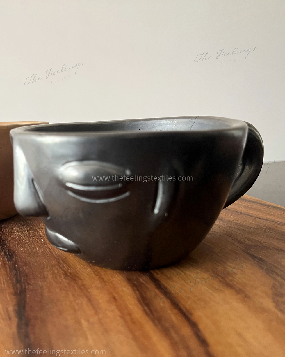 Thumbnail: taza cara azteca barro negro