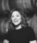 Almu decanter_edited.jpg