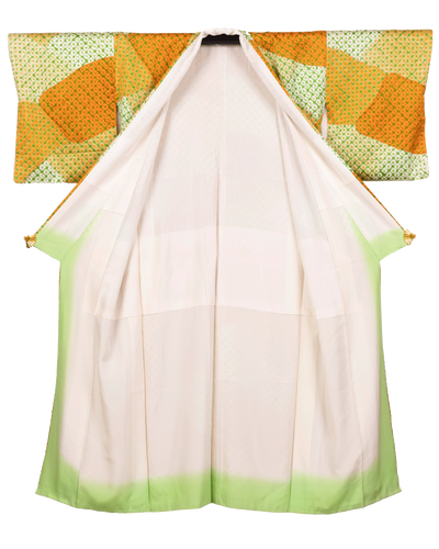 芥子色の地に一面の絞り模様が艶やかな、総絞りのお着物です 絞り-2.png