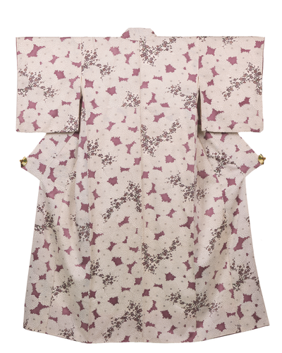 Plum blossoms and chrysanthemums in full bloom | Heritage Japon