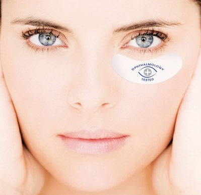 HOW TO BEST CARE FOR THE FRAGILE EYE CONTOUR AREA?