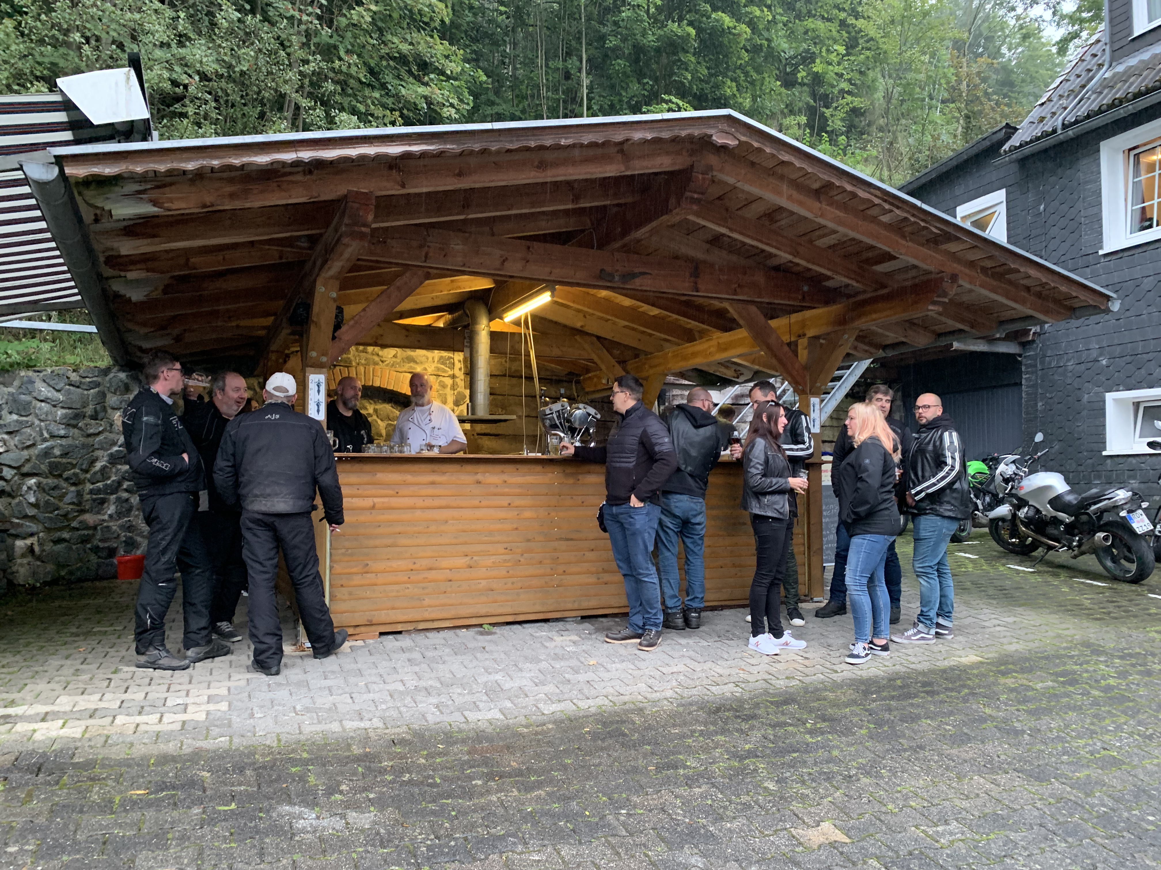 Fragen zum Treffen content media