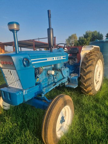 Thumbnail: Ford 6600 tractor