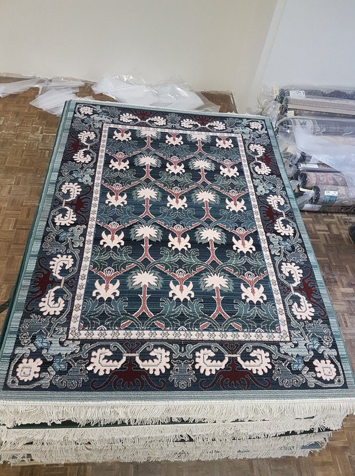 #36: 5' x 7' Black Area Rug