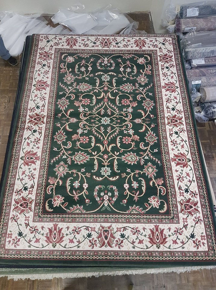 #21: 5' x 7' Forest Green Area Rug