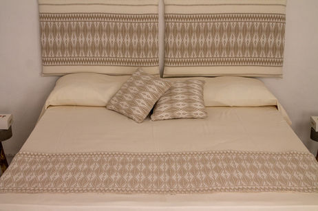 sartapp-camera-letto-jacquard-canneddos2.jpeg