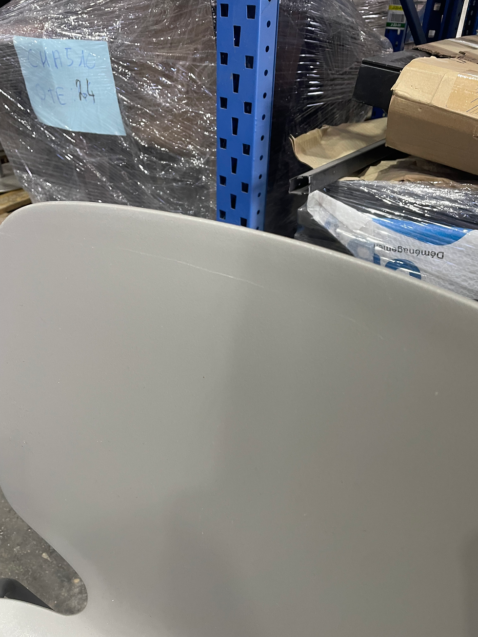 Miniature : Lot de 3 chaises grises empilables - PEDRALI (Qté : 1) CHA509