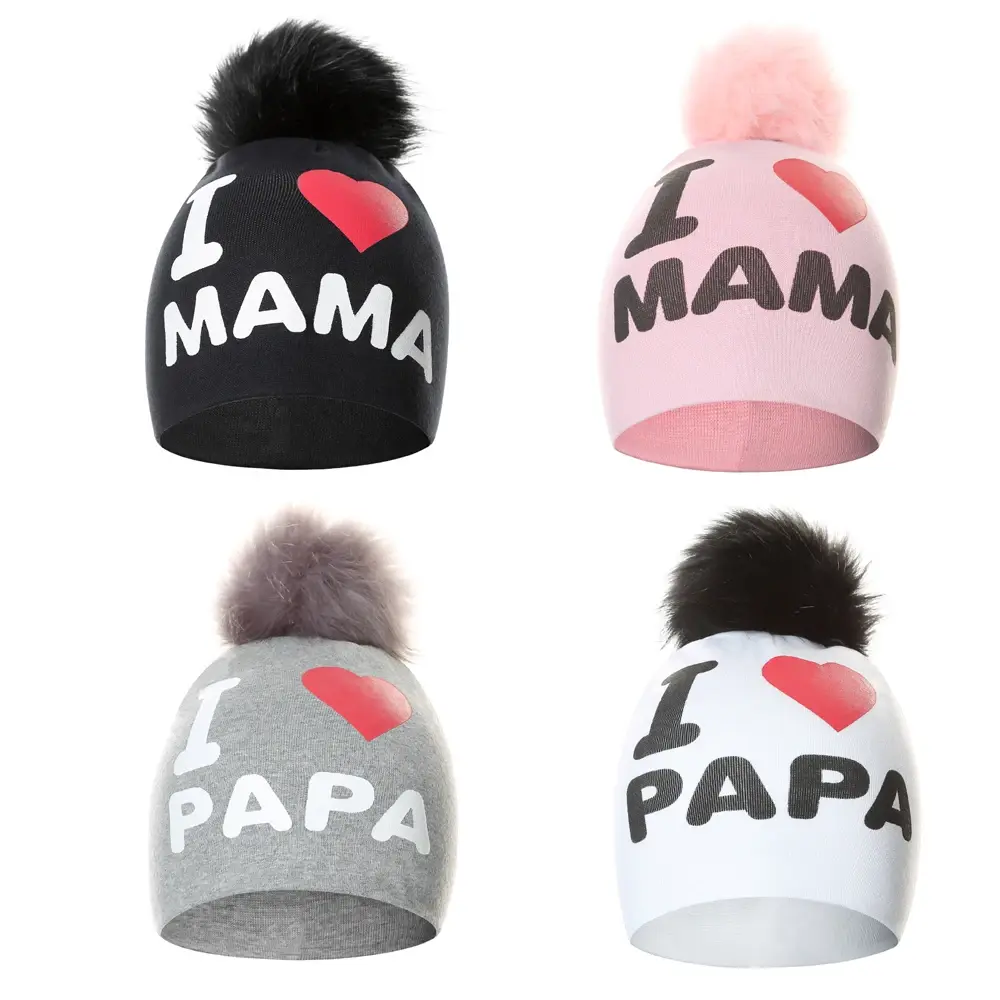 Gorro con la frase "I Love PAPA MAMA". Gorro infantil. 1-3 años