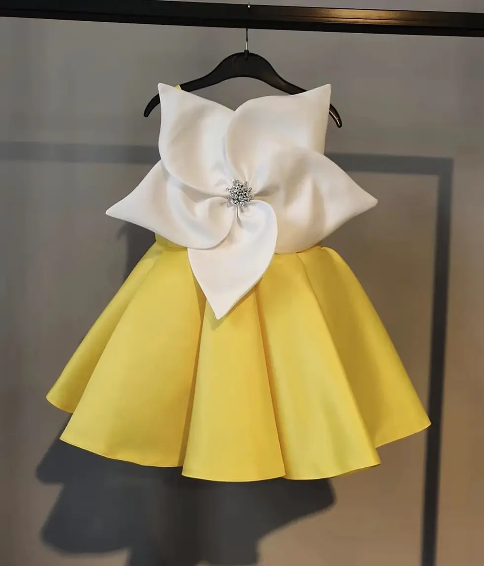 थंबनेल: Vestido de seda  bebé niña,  floral, vintage,  fiestas, 1 a 12 años.