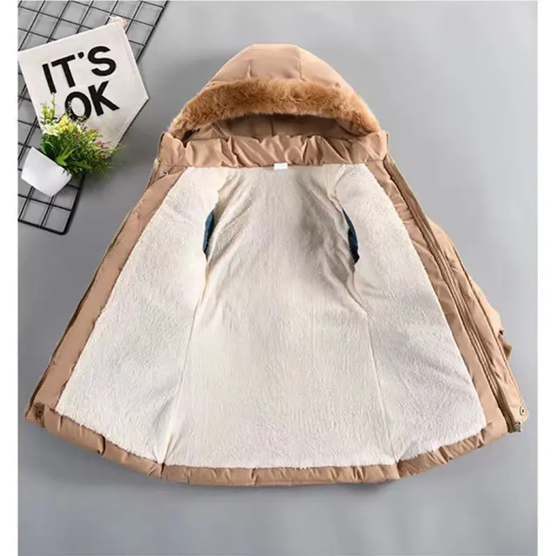 Miniatura: Chaqueta de invierno muy abrigada con gorro desmontable para niña.4-10 años.