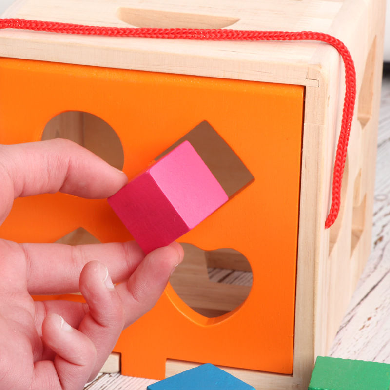 Küçük resim: Cubo de madera para actividades de bebé, juguetes para Aprendizaje Temprano, caja de clasificación, juguetes para bebés, juguete con forma geométrica, bonito para niños