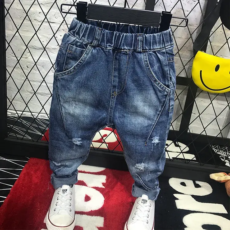 Miniatyrbilde: campure Jeans cintura elastica,modernos. Otoño. 4-6 años. Niños