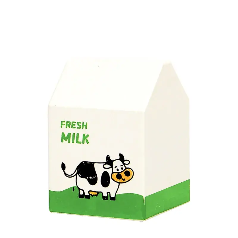 Pikkukuva: Simulación  de productos comestibles para jugar aprendiendo en madera.