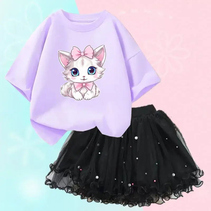Thumbnail: Lindo Conjunto de dos piezas de ropa de verano para niñas pequeñas: 4 a 6 años.