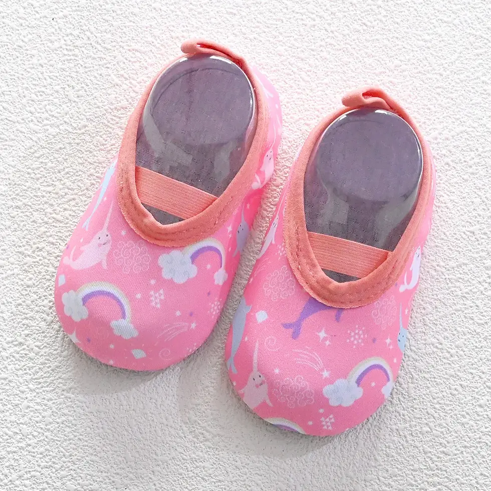 Thumbnail: Zapatillas deportivas acuáticas para niños,  playa, la natación y el surf.