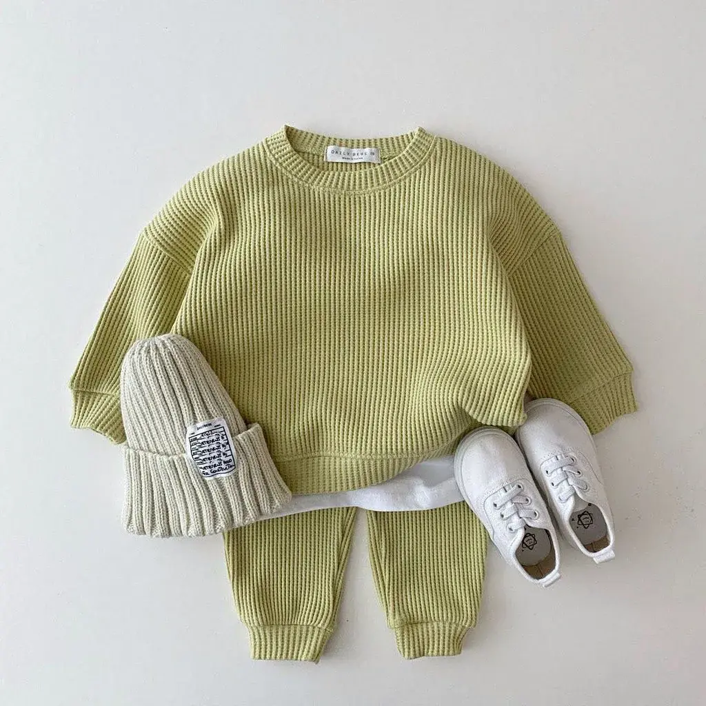 Sudadera y pantalón de algodón tipo waffle UNISEX.