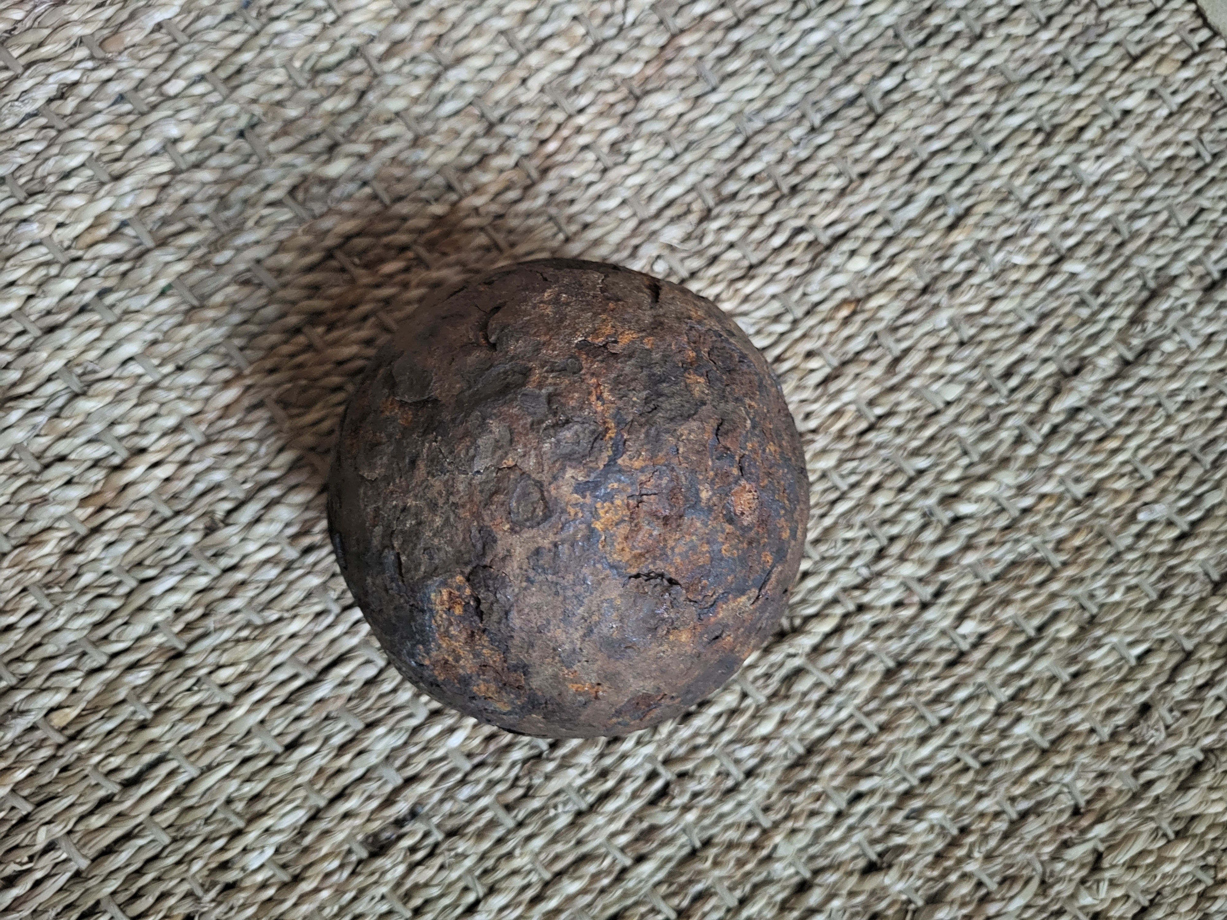 Revolutionary War Yorktown Dug 9 lb Cannon Ball