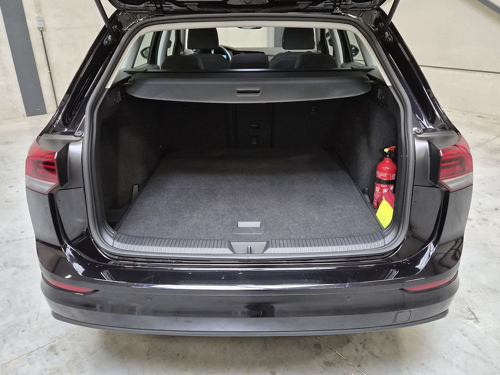 Thumbnail: Volkswagen Golf Variant 1.0 TSI Life - 04/2023 - 110 PK - 38.445 km - Benzine