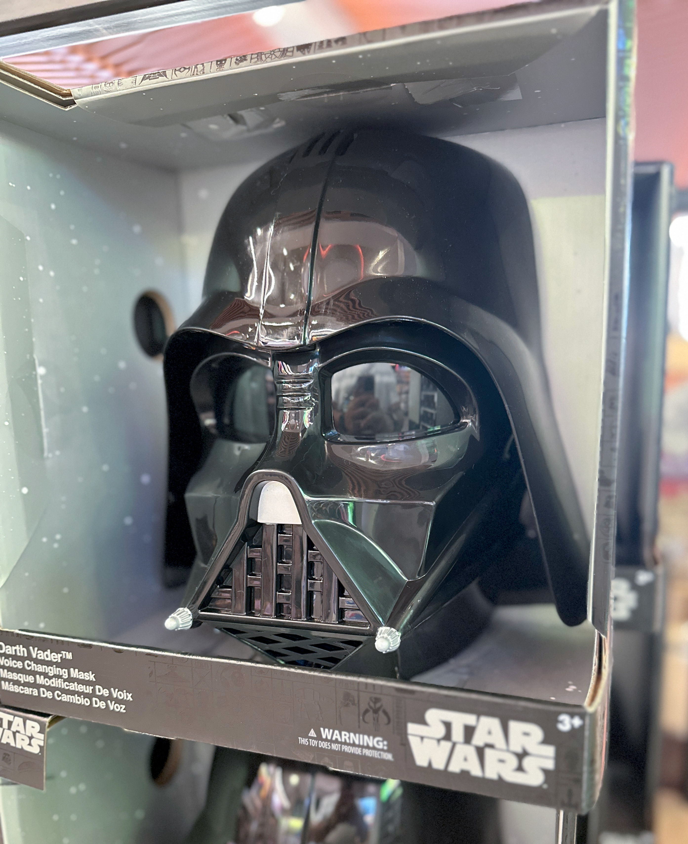 Máscara Electrónica con Cambio de Voz de Darth Vader