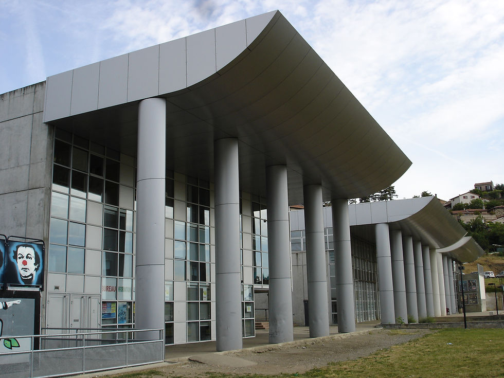pole jeunesse 01