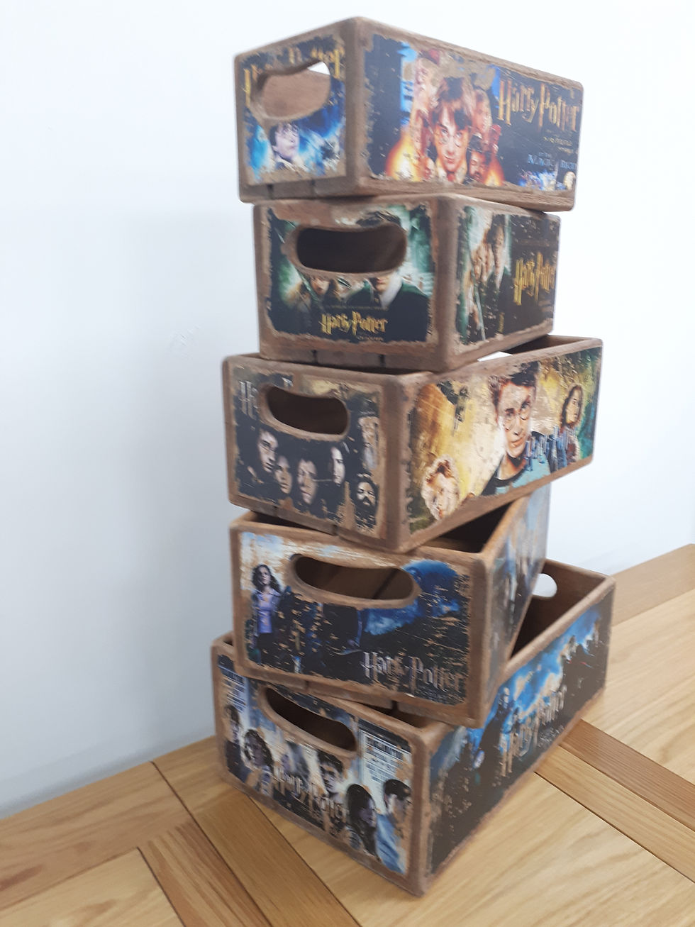 Thumbnail: Wooden Storage Box Harry Potter - 10 Sizes