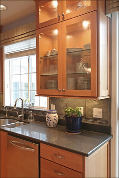JWI-Transitional-Kitchen-Wave-Glass.jpg