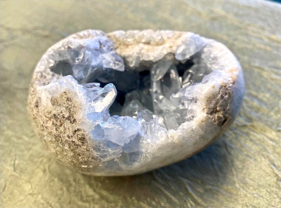 Thumbnail: Celestite Egg