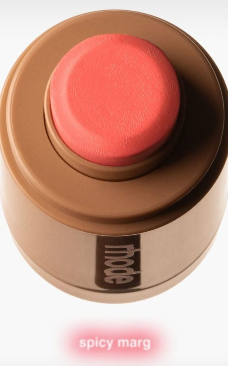 Miniatura: Blush