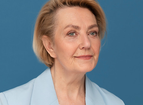 Julie Gillard_edited.jpg