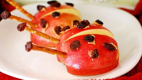 Apple Ladybug Treats