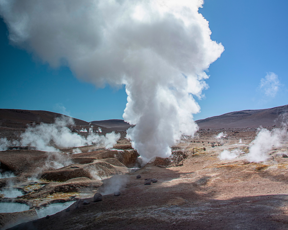 Sol de Mañana Geyser, Potosí
