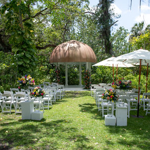 Our paper goods set the tone for the overall design of a unique Destination wedding for a beautiful couple that chose to say yes in an intimate and colorful ceremony.