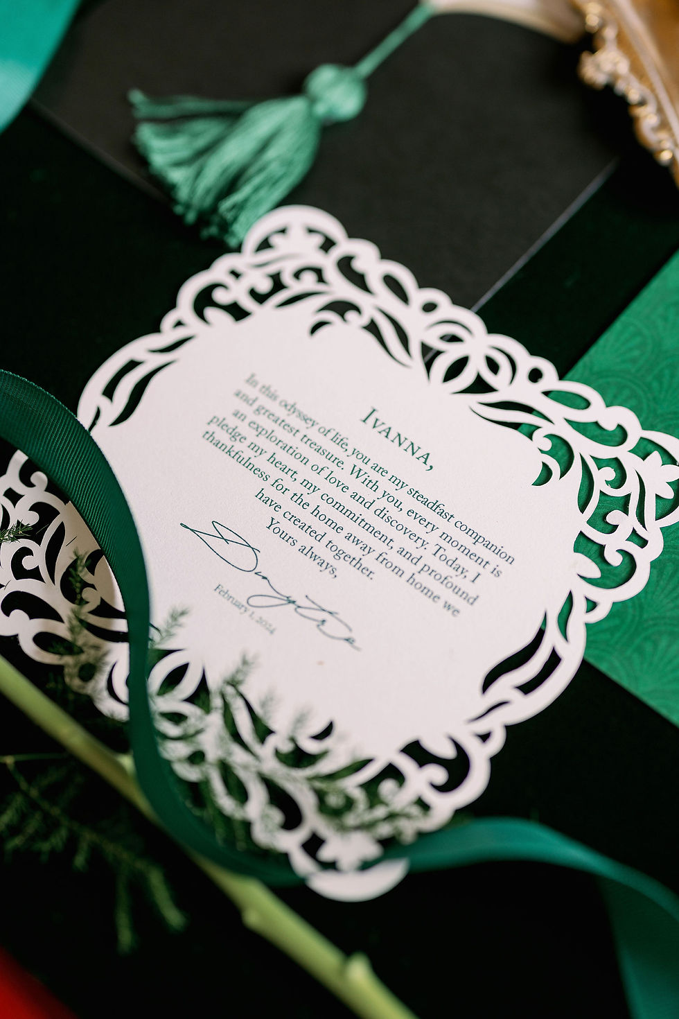 An intricate bespoke cutout for an elopement vow exchange