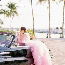 Bespoke custom designed dresses that are a dream come true. Designed and tailored by the talented Olesia, founder of Malkovich.