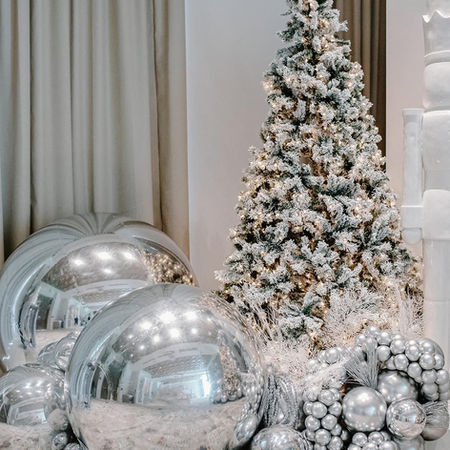 Custom balloon installation backdrop.