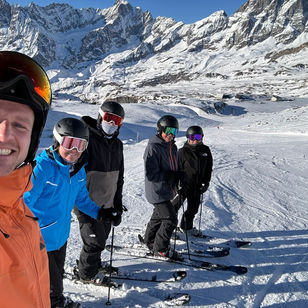 ski guiding day with the mountain company in Zermatt