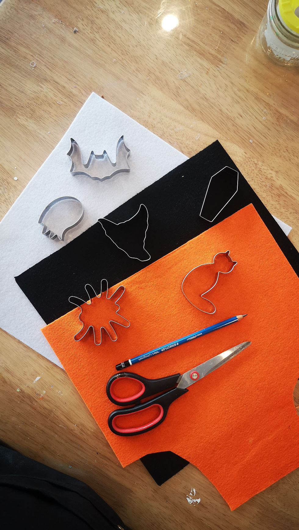 Mini artistes : Guirlande Halloween (5 ans+)