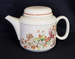 Wild Berries Tea Pot Front