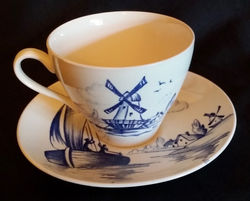 Dutch Scene Cup & Saucer Back