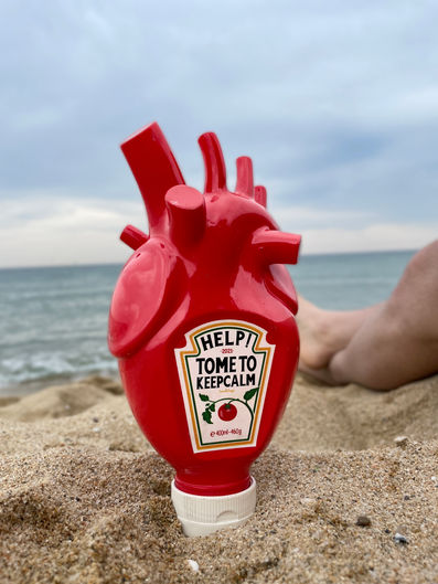 ArTToy: "Help! To me to keep calm" Series by Samuel de Sagas