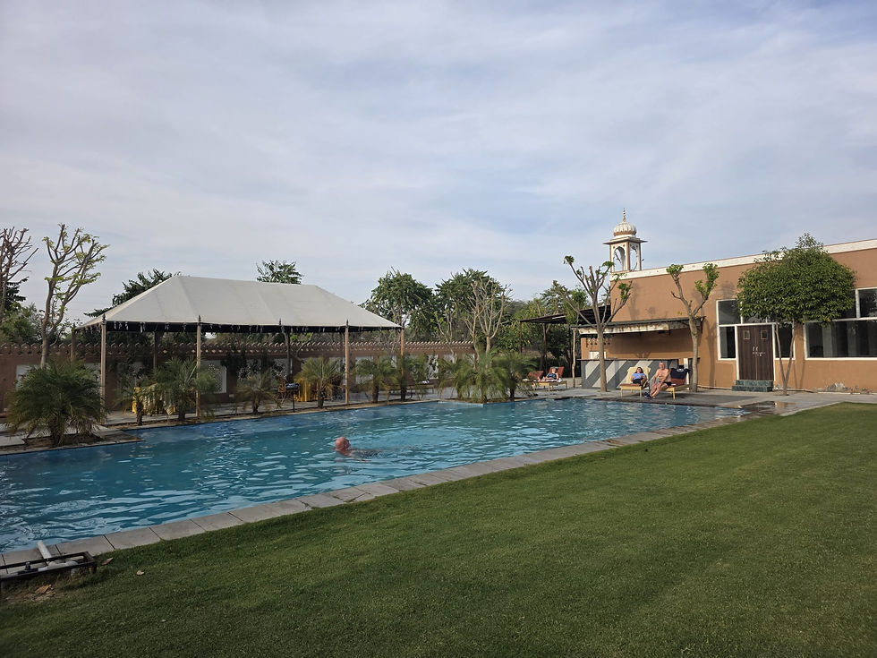 Pool im Resort