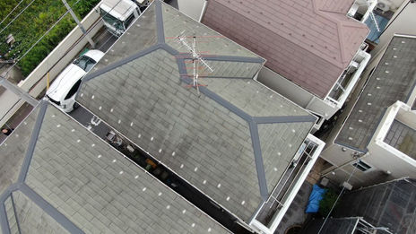屋根塗装、外壁塗装、玄関塗装、シャッター入れ替え、項目の多い外構工事は一括まとめて工事をお勧めします！