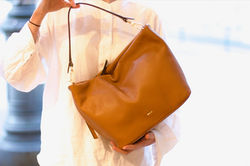 Handtasche inkl. langem Riemen
