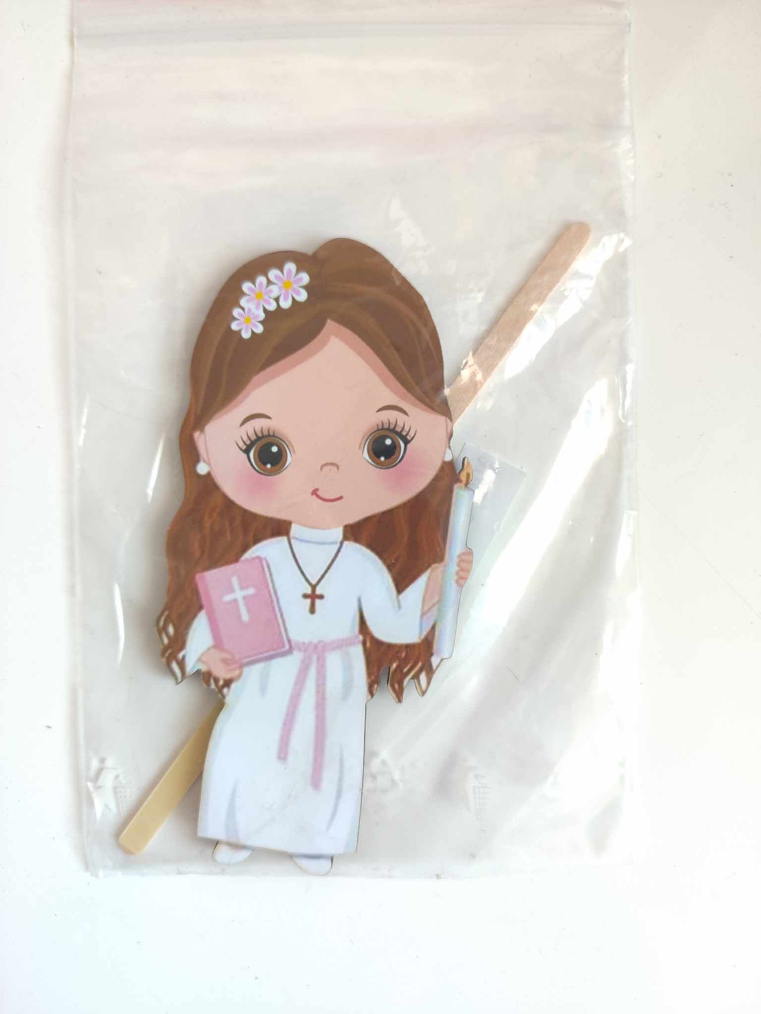 Zápich drevený dievča s bibliou