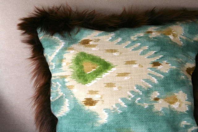 Miniatura: Baby Alpaca Throw Pillow