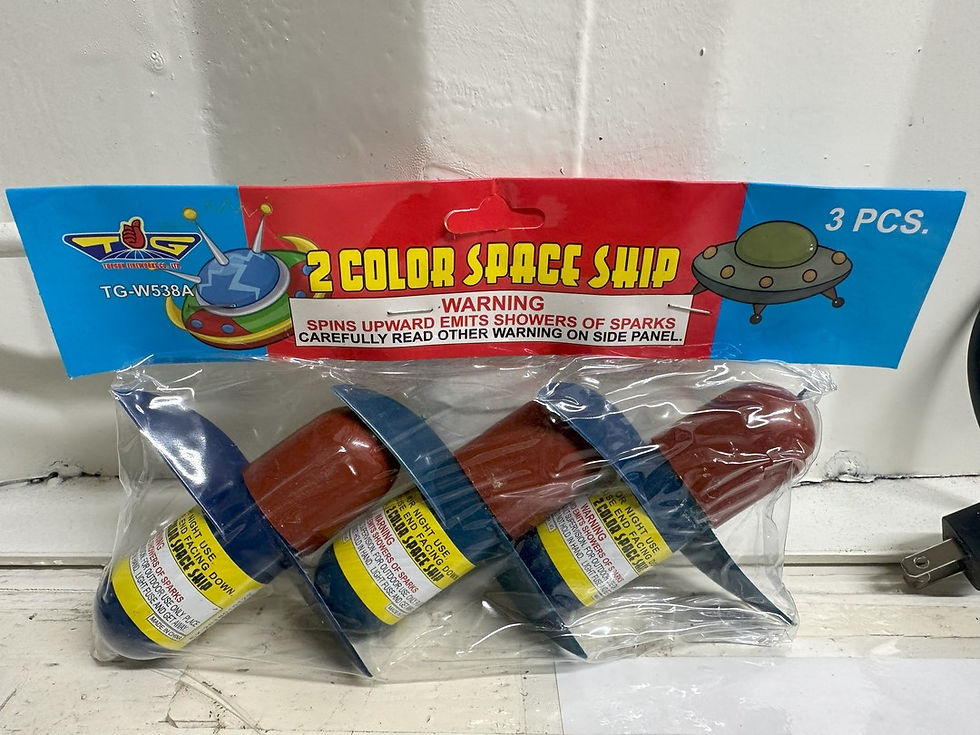 2298 - Two Color Space Ship