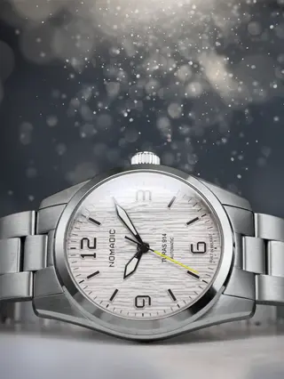 Nomadic - Turas 914 - White Dial | Minutes+Hours