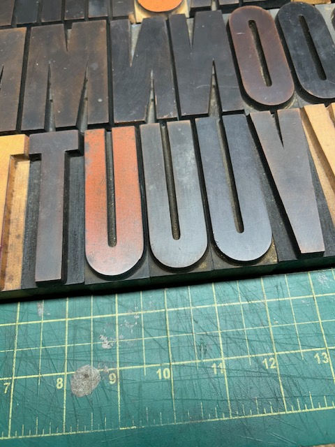 Thumbnail: 3 7/16" 20.5 line Condensed Gothic Caps